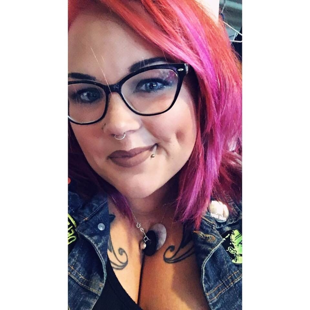 Meet your Posher, Leanne